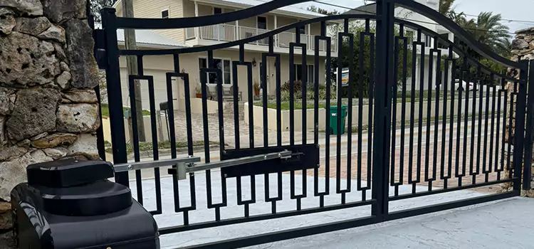 Swing Gate Opener with Keypad Laredo