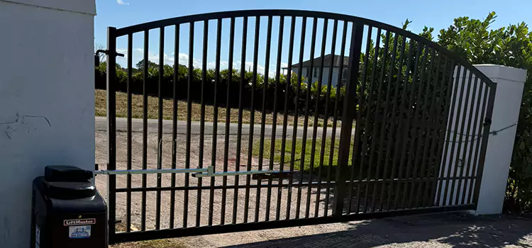 Driveway Fence Repair Laredo